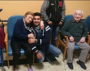 Incontro c on gli anziani della casa di rposo